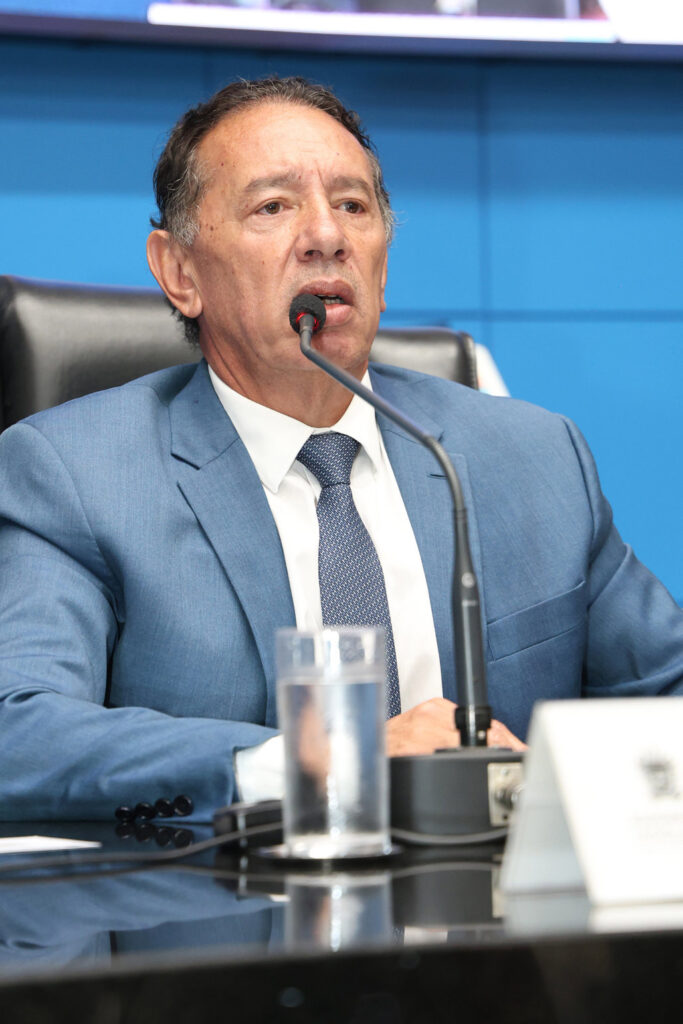 Deputados de MS repercutem escândalos nacionais e disputa pela presidência da República Deputados de MS repercutem escândalos nacionais e disputa pela presidência da República