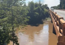 Rio Vacaria: motorista reclamou de problemas no caminhão antes de cair da ponte