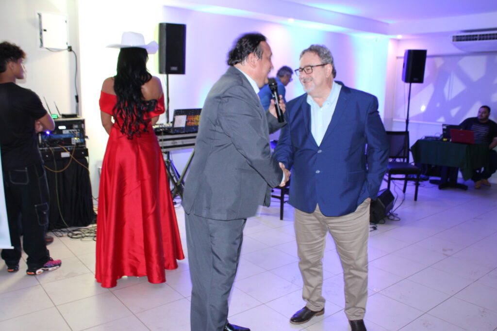 Projeto ‘Minha história em Campo Grande’ é apresentado na Golden Night; veja fotos Projeto ‘Minha história em Campo Grande’ é apresentado na Golden Night; veja fotos