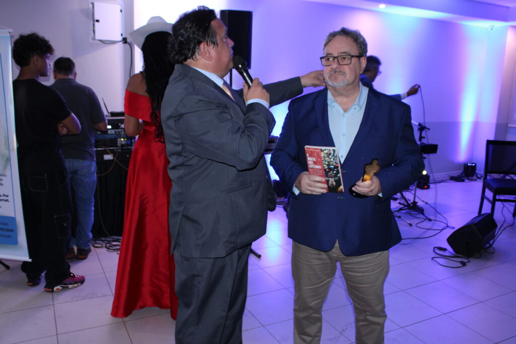 Projeto ‘Minha história em Campo Grande’ é apresentado na Golden Night; veja fotos Projeto ‘Minha história em Campo Grande’ é apresentado na Golden Night; veja fotos