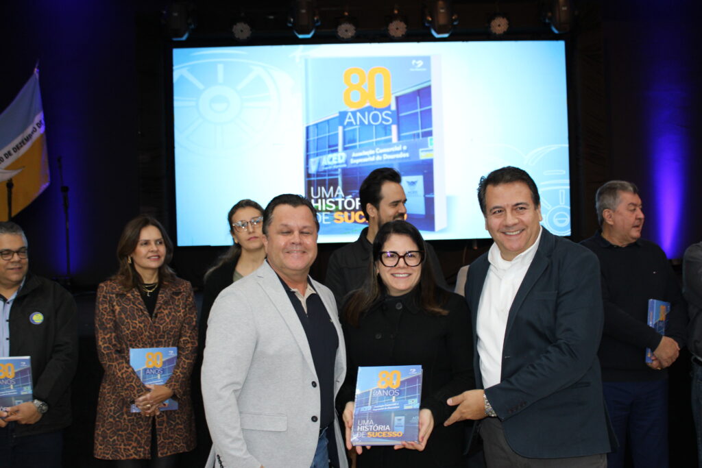 Com livro histórico, ACED abre atividades comemorativas dos 80 anos da entidade Com livro histórico, ACED abre atividades comemorativas dos 80 anos da entidade