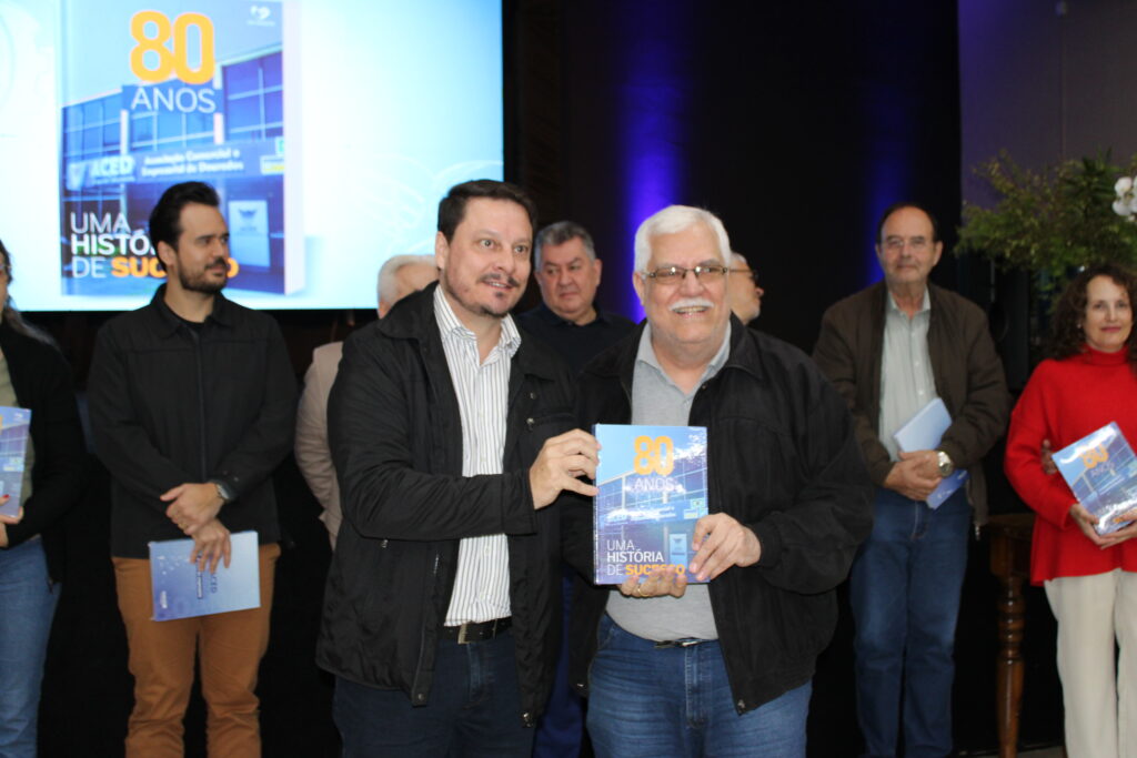 Com livro histórico, ACED abre atividades comemorativas dos 80 anos da entidade Com livro histórico, ACED abre atividades comemorativas dos 80 anos da entidade