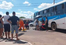 Bicicleta elétrica x ônibus escolar: duas pessoas ficam feridas em MS