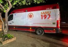 Homem ainda não identificado cai de moto e morre
