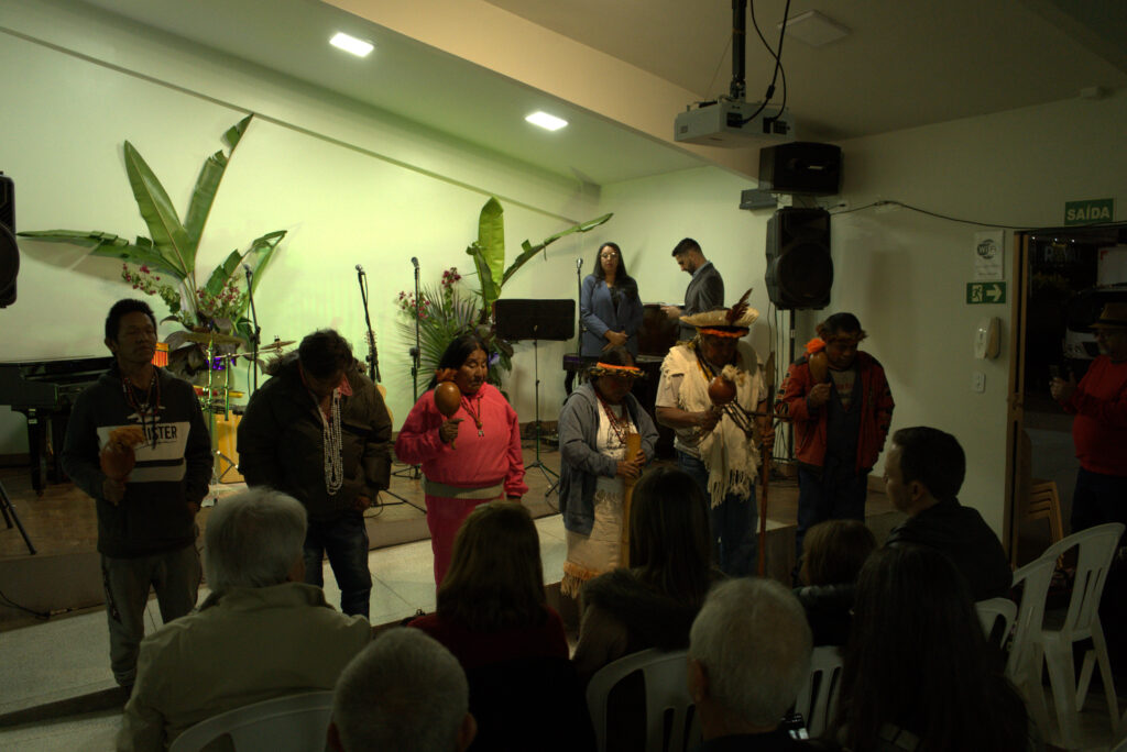 Veja álbum de fotos do lançamento do livro 'A Revolta da Natureza', de Ermínio Guedes Veja álbum de fotos do lançamento do livro 'A Revolta da Natureza', de Ermínio Guedes