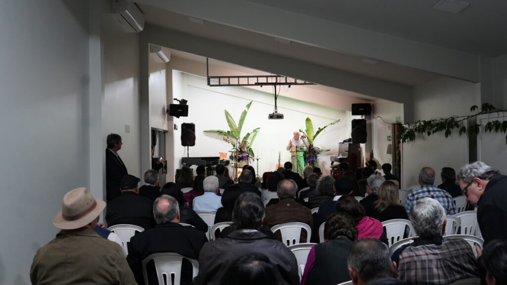 Veja álbum de fotos do lançamento do livro 'A Revolta da Natureza', de Ermínio Guedes Veja álbum de fotos do lançamento do livro 'A Revolta da Natureza', de Ermínio Guedes