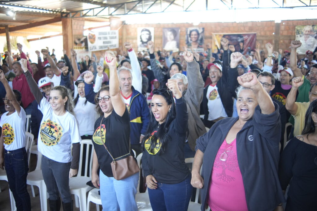 Gleice Jane defende agricultura familiar em audiência histórica no Acampamento Zumbi dos Palmares Gleice Jane defende agricultura familiar em audiência histórica no Acampamento Zumbi dos Palmares