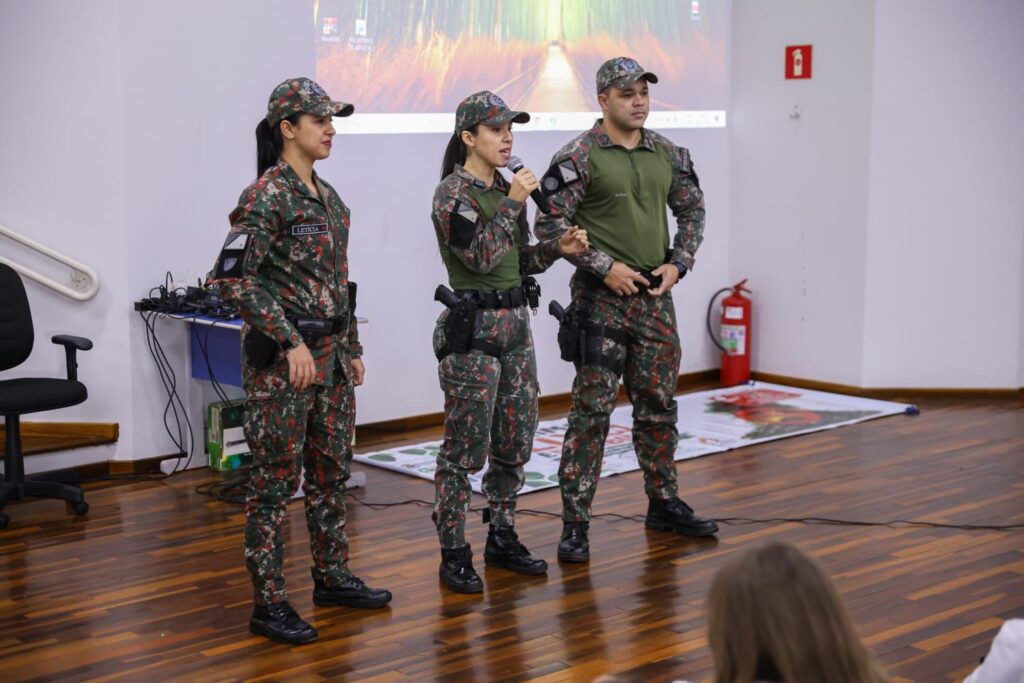 PMA leva educação ambiental e orientações sobre prevenção de incêndios a estudantes