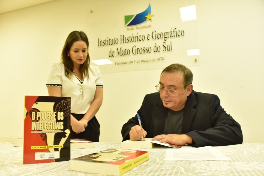 A Tinta e o Pertencimento: O papel fundamental de quem escreve no interior do Brasil