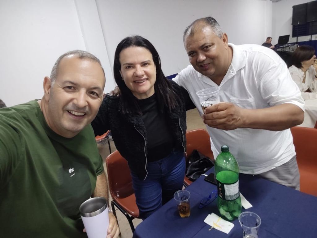 Sinjorgran empossa, na Seleta, nova diretoria presidida por Fabiane Dorta Sinjorgran empossa, na Seleta, nova diretoria presidida por Fabiane Dorta