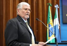 Depois de suspeitar de compra de votos em aldeia, Zeca cobra lideranças 'oportunistas'