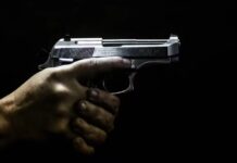 Homem é morto a tiros quando deixava uma academia 