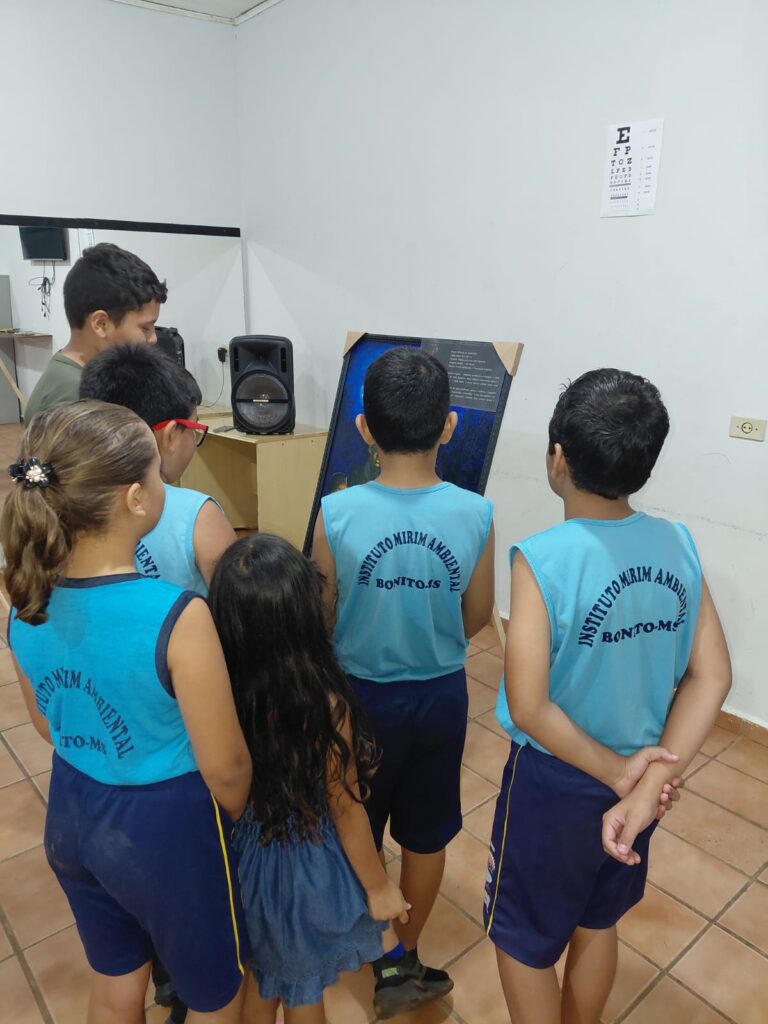 'Exposição Corpo-Luz: Libertar pela Arte', de Hemerson, percorre Bonito