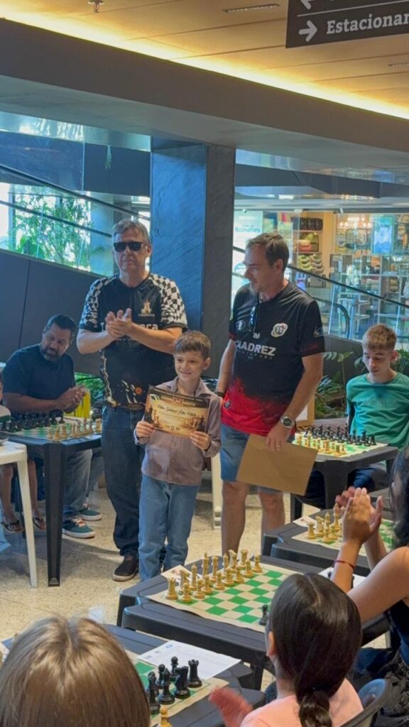 Clube de Xadrez Capablanca: eventos alusivos aos 41 anos repercutem na mídia de MS Clube de Xadrez Capablanca: eventos alusivos aos 41 anos repercutem na mídia de MS