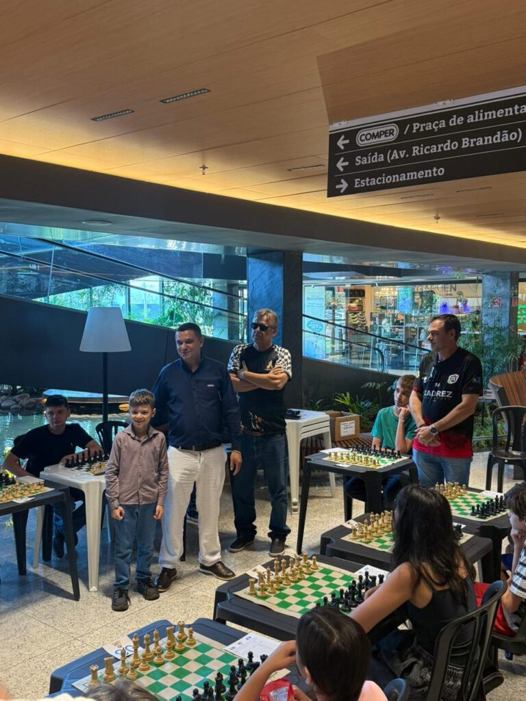 Clube de Xadrez Capablanca: eventos alusivos aos 41 anos repercutem na mídia de MS Clube de Xadrez Capablanca: eventos alusivos aos 41 anos repercutem na mídia de MS