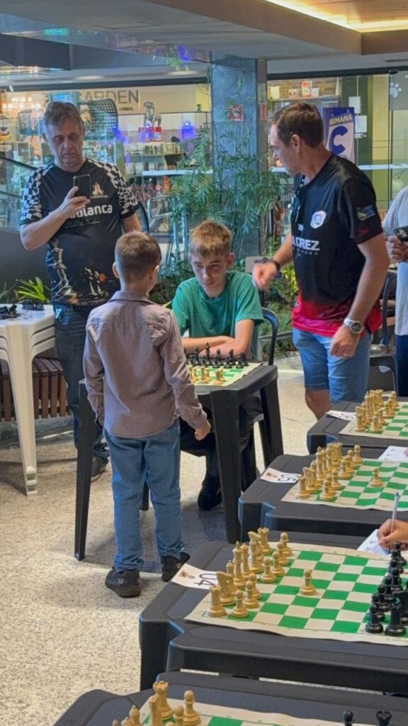 Clube de Xadrez Capablanca: eventos alusivos aos 41 anos repercutem na mídia de MS Clube de Xadrez Capablanca: eventos alusivos aos 41 anos repercutem na mídia de MS