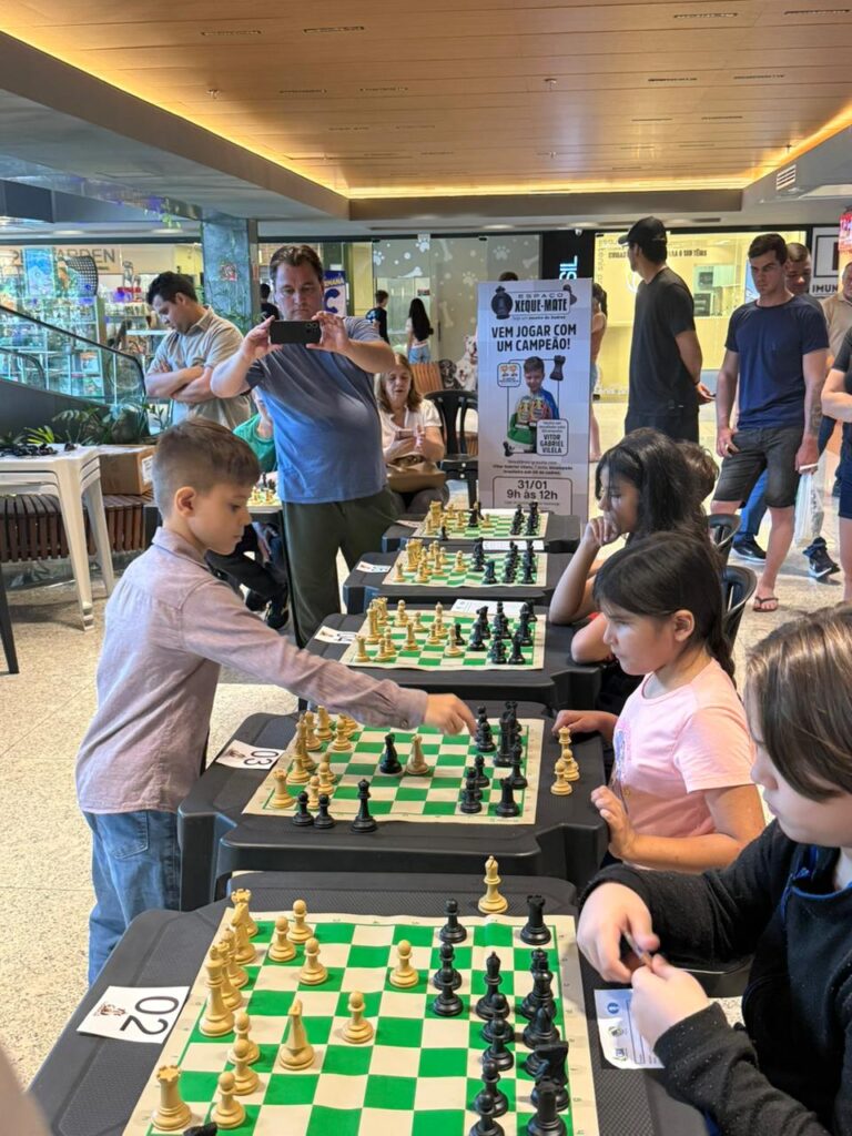 Clube de Xadrez Capablanca: eventos alusivos aos 41 anos repercutem na mídia de MS Clube de Xadrez Capablanca: eventos alusivos aos 41 anos repercutem na mídia de MS