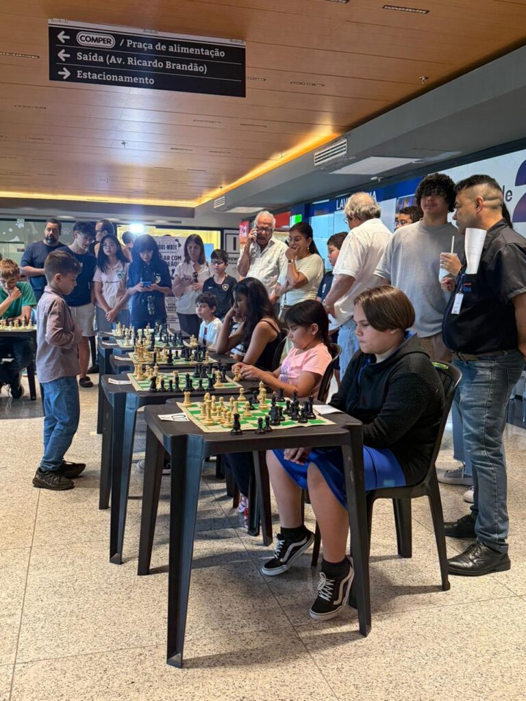 Clube de Xadrez Capablanca: eventos alusivos aos 41 anos repercutem na mídia de MS Clube de Xadrez Capablanca: eventos alusivos aos 41 anos repercutem na mídia de MS