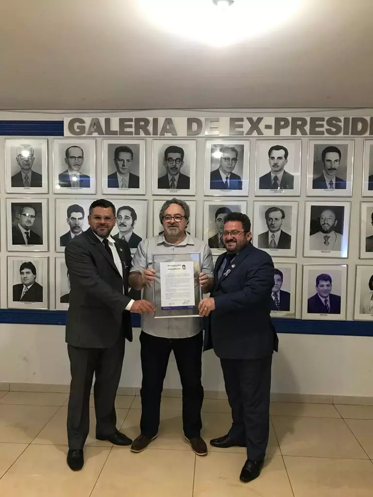 Folha recebe duas homenagens da Câmara: Jubileu de Níquel e Moção Legislativa