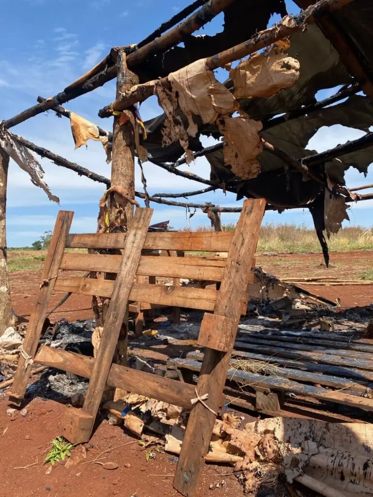 Dourados: Pistoleiros atacam &aacute;reas ocupadas por ind&iacute;genas guarani e kaiow&aacute;