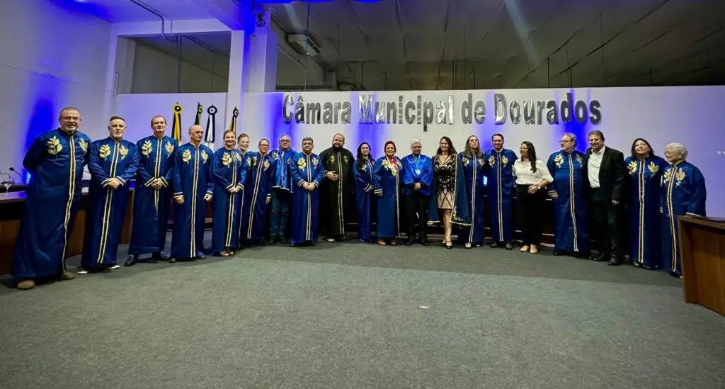 ALBD empossa cinco novos membros e imortaliza Ilson Boca Venancio ALBD empossa cinco novos membros e imortaliza Ilson Boca Venancio