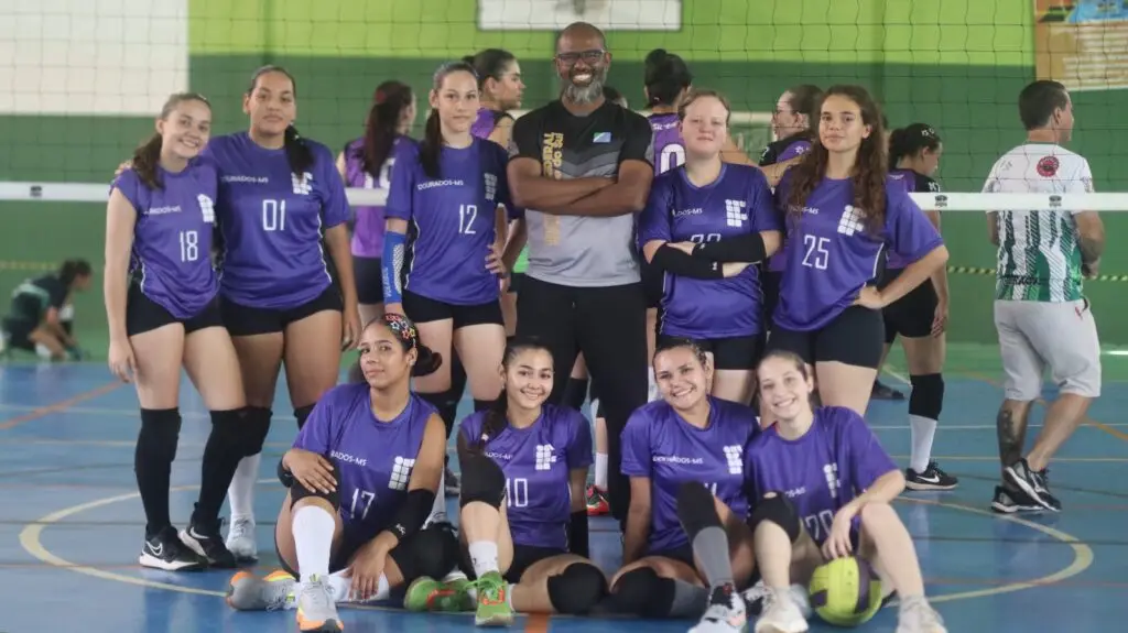 Jovens atletas do IFMS Dourados conquistam 15 medalhas em jogos estaduais Jovens atletas do IFMS Dourados conquistam 15 medalhas em jogos estaduais