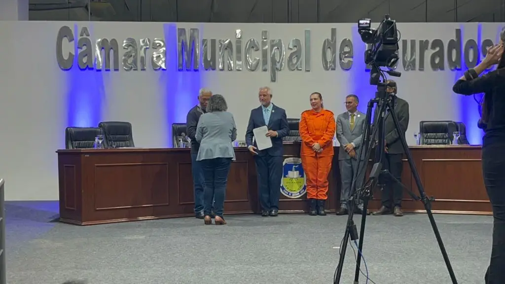 De paciente a líder voluntária: Maria Aparecida recebe homenagem da Câmara de Dourados De paciente a líder voluntária: Maria Aparecida recebe homenagem da Câmara de Dourados
