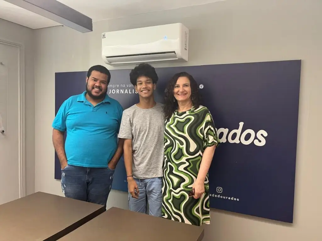 Apaixonado por música desde bebê, João Martinelli estreia clipe em Dourados Apaixonado por música desde bebê, João Martinelli estreia clipe em Dourados