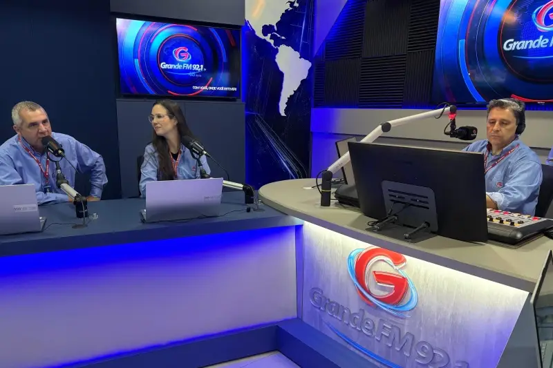 Vereadores prestigiam inauguração de novos estúdios da Rádio Grande FM