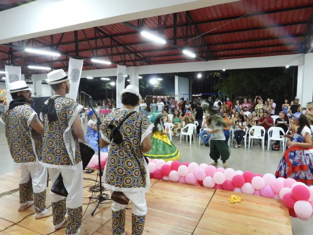 Sarau ‘Mulheres em Movimento’ abre as atividades da nova gestão da ALBDourados