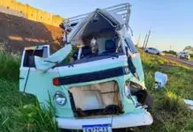 BR-163: casal morre em acidente entre Kombi e carreta no trecho Dourados e Caarapó