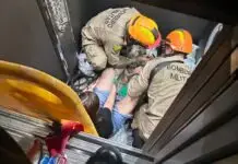 Mulher fratura as duas pernas após elevador de condomínio despencar 