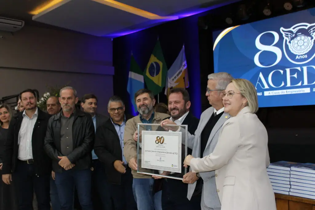 Com livro histórico, ACED abre atividades comemorativas dos 80 anos da entidade Com livro histórico, ACED abre atividades comemorativas dos 80 anos da entidade