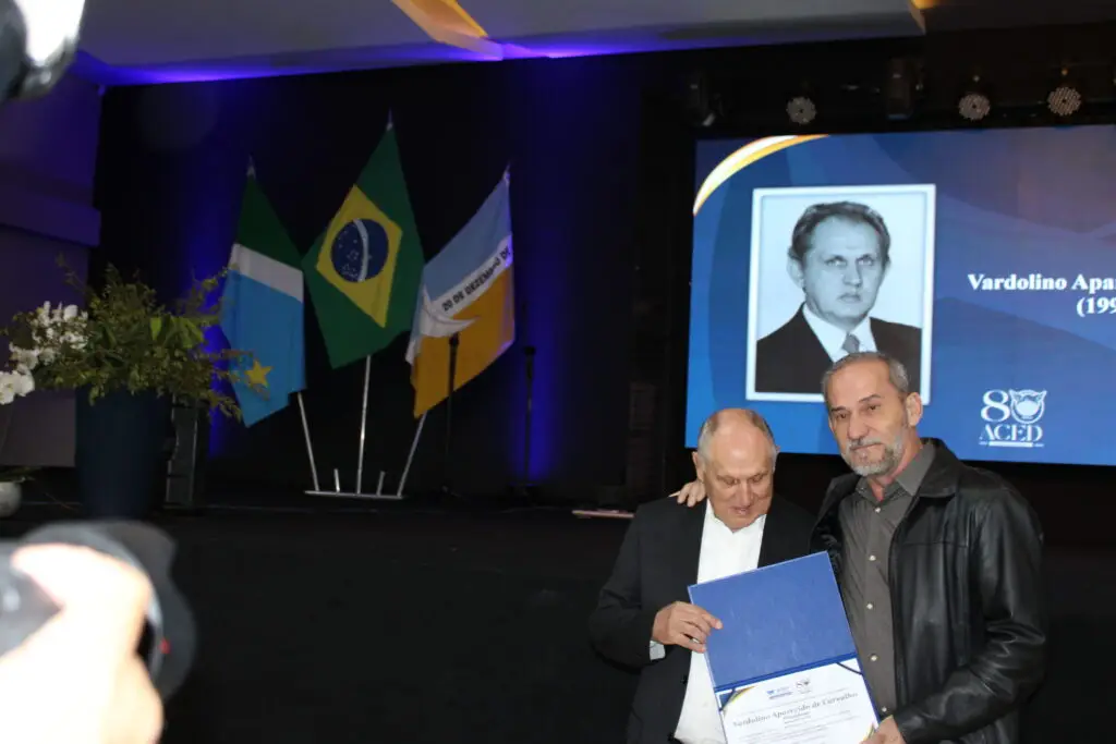 Com livro histórico, ACED abre atividades comemorativas dos 80 anos da entidade Com livro histórico, ACED abre atividades comemorativas dos 80 anos da entidade