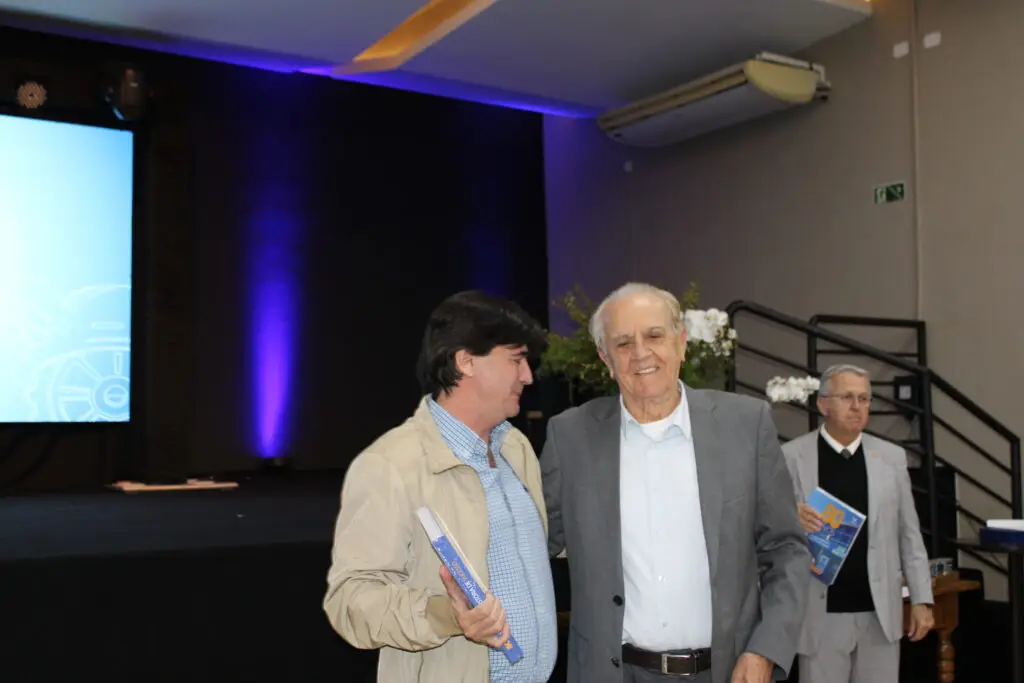 Com livro histórico, ACED abre atividades comemorativas dos 80 anos da entidade Com livro histórico, ACED abre atividades comemorativas dos 80 anos da entidade