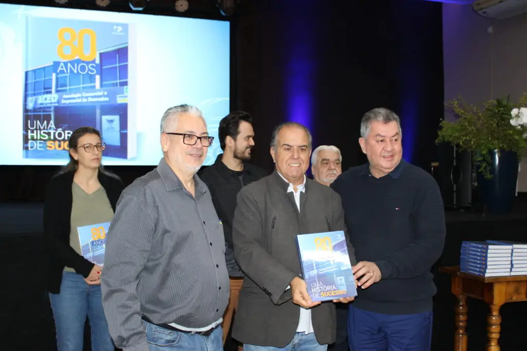 Com livro histórico, ACED abre atividades comemorativas dos 80 anos da entidade Com livro histórico, ACED abre atividades comemorativas dos 80 anos da entidade