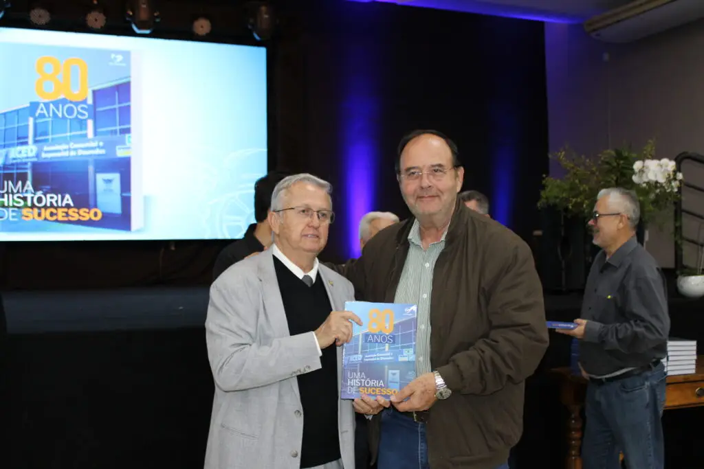 Com livro histórico, ACED abre atividades comemorativas dos 80 anos da entidade Com livro histórico, ACED abre atividades comemorativas dos 80 anos da entidade