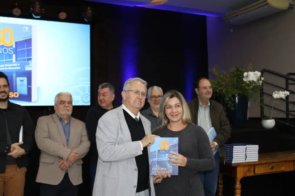 Com livro histórico, ACED abre atividades comemorativas dos 80 anos da entidade Com livro histórico, ACED abre atividades comemorativas dos 80 anos da entidade