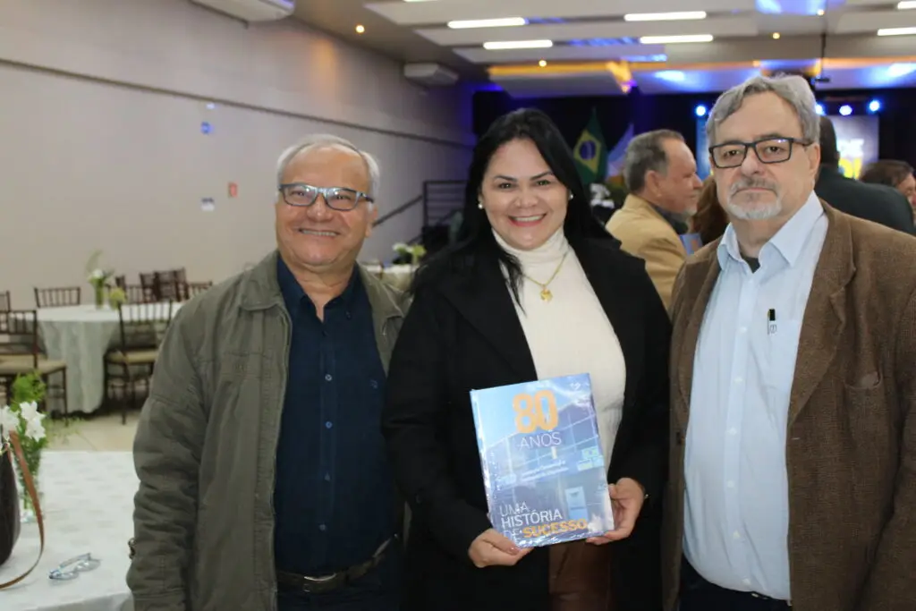 Com livro histórico, ACED abre atividades comemorativas dos 80 anos da entidade Com livro histórico, ACED abre atividades comemorativas dos 80 anos da entidade
