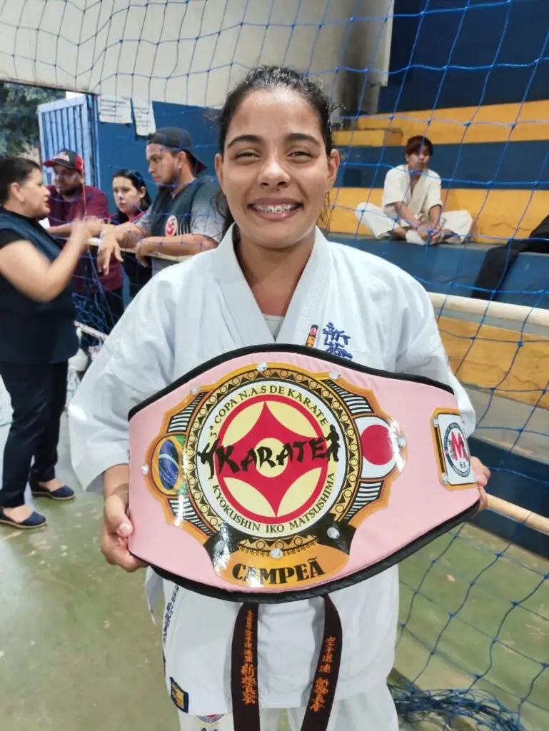 Atleta de Dourados se destaca com três medalhas na 3ª Copa NAS de Karatê Atleta de Dourados se destaca com três medalhas na 3ª Copa NAS de Karatê