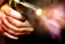 'Acerto de contas': Homem é impedido de entrar em festa, volta armado e mata jovem