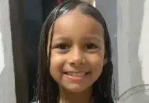 Polícia tenta identificar criminosos que mataram menina quando procuravam o pai dela