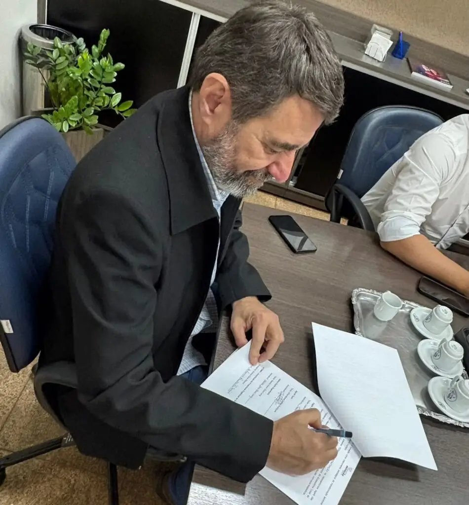 ACED assina repactuação do Pacto pela Inovação e reforça compromisso com desenvolvimento tecnológico ACED assina repactuação do Pacto pela Inovação e reforça compromisso com desenvolvimento tecnológico
