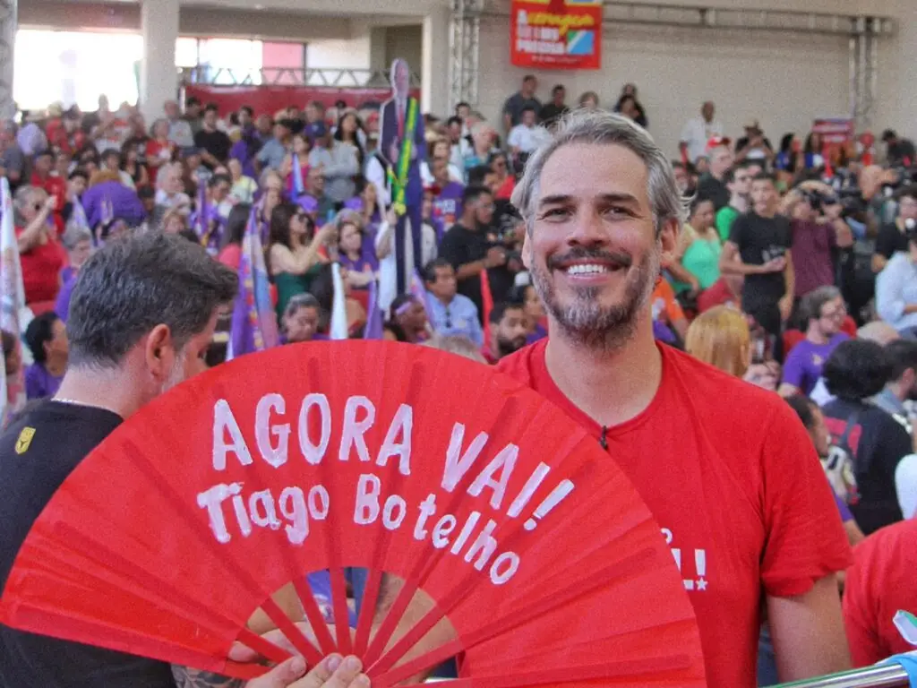 Convenção do PT oficializa candidatura de Tiago Botelho a deputado estadual Convenção do PT oficializa candidatura de Tiago Botelho a deputado estadual