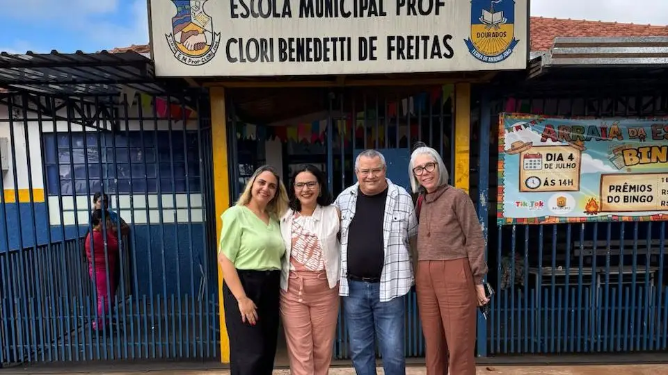 Gleice Jane destina R$ 410 mil em emendas para fortalecer escolas municipais e estaduais de Dourados Gleice Jane destina R$ 410 mil em emendas para fortalecer escolas municipais e estaduais de Dourados