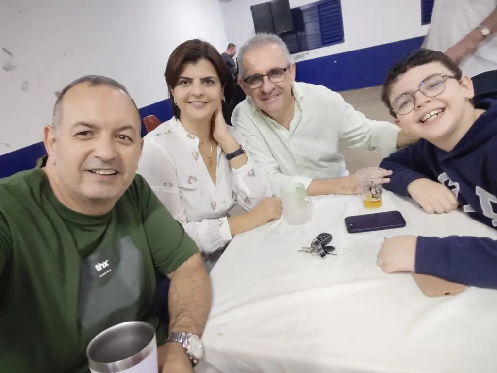 Sinjorgran empossa, na Seleta, nova diretoria presidida por Fabiane Dorta Sinjorgran empossa, na Seleta, nova diretoria presidida por Fabiane Dorta