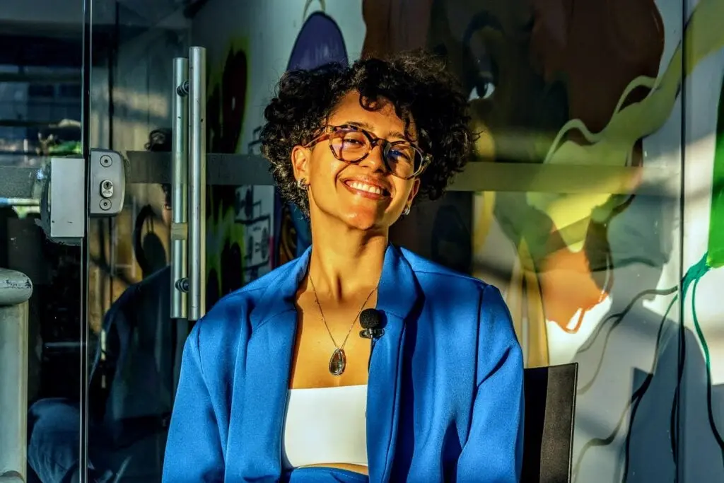 Arte da Palavra: Poesia, performances e encontros literários movimentam o Sesc Teatro Prosa Arte da Palavra: Poesia, performances e encontros literários movimentam o Sesc Teatro Prosa