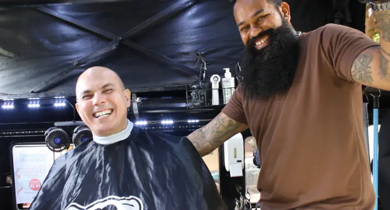 Guilherme Henrique: a história por trás da 'Kombigode' - a barbearia móvel de Dourados Guilherme Henrique: a história por trás da 'Kombigode' - a barbearia móvel de Dourados